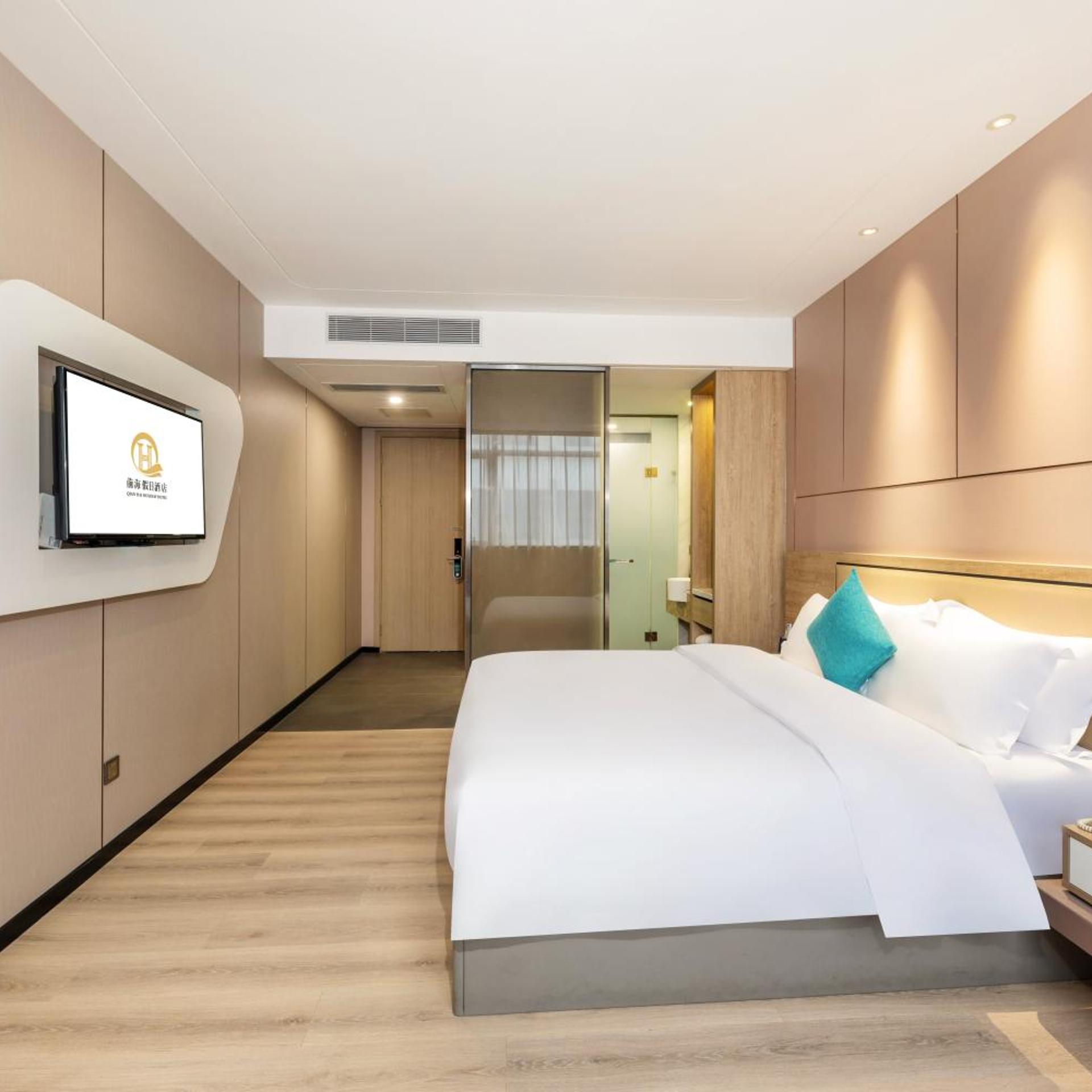 Qian Hai Holiday Hotel 21/68
