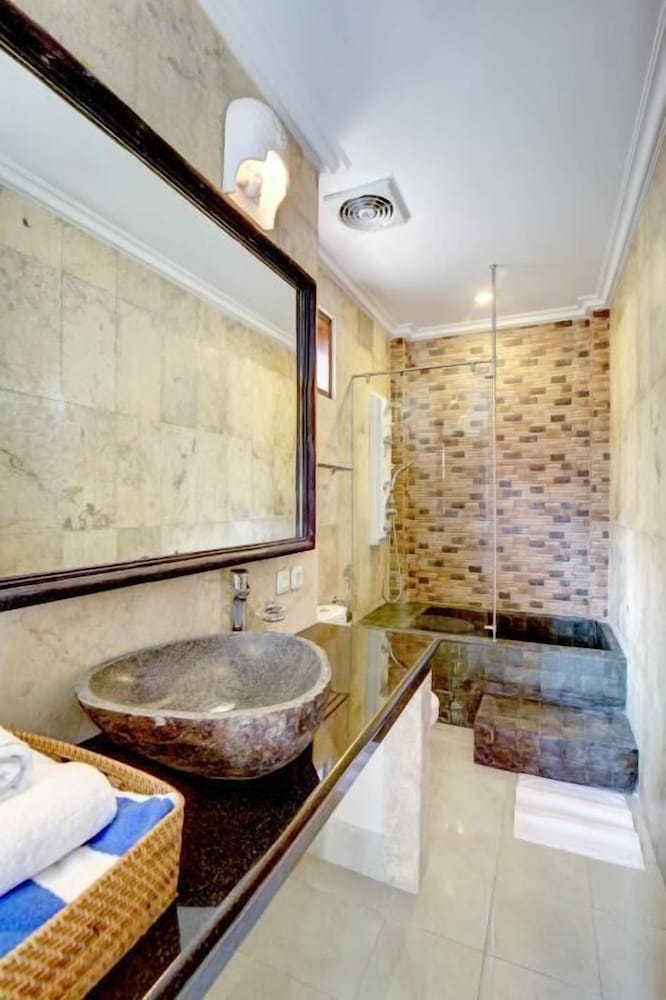 Hastinapura Residence 32/32