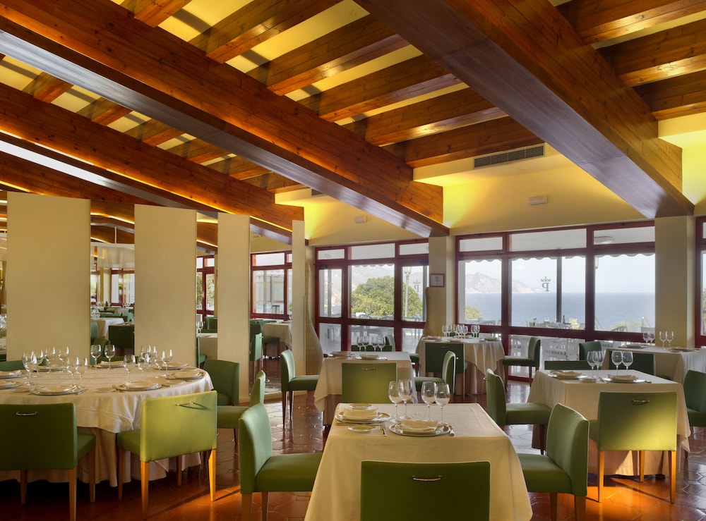 Restaurant-cafeteria