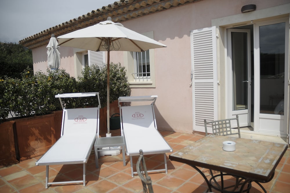 Hotel Villa Les Rosiers 15/33