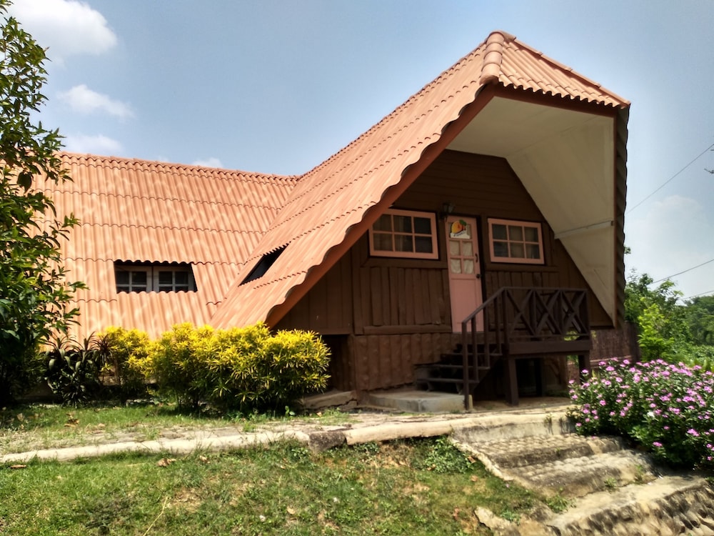 Saichonview Resort 38/42