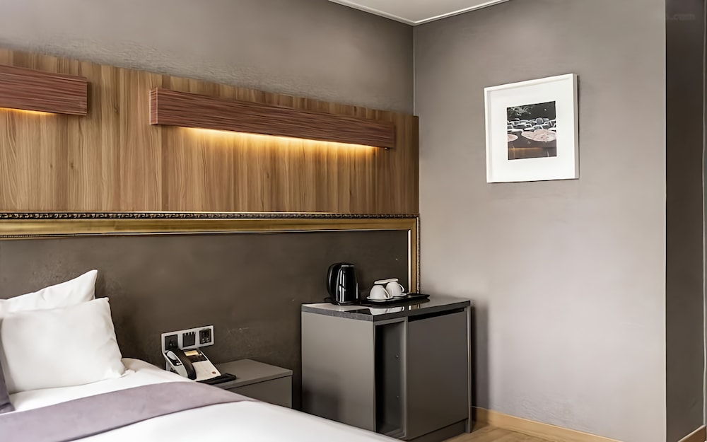 Hotel Lart Gimpo 78/78