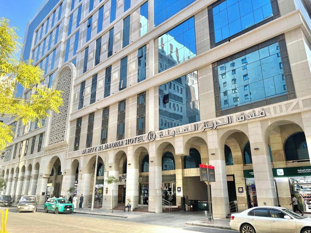 Al Ritz Al Madinah 26/28