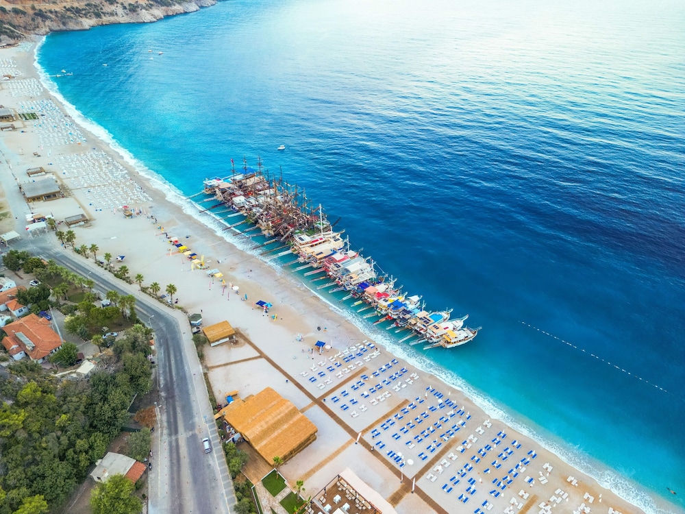 Hotel Kerim 65/65