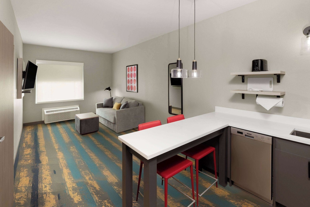 Grand, Suite, King Bed, Sofa