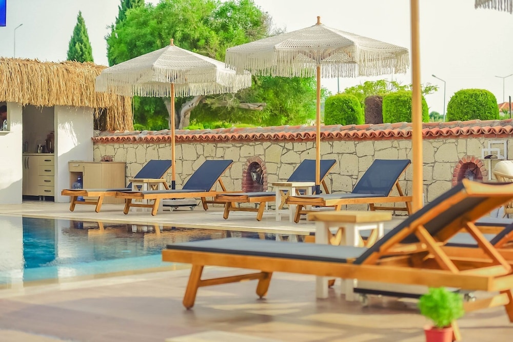 Gerence Otel 2/50