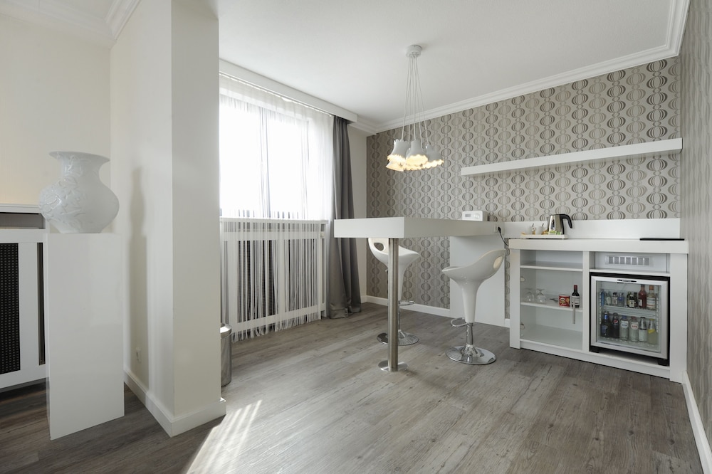 Theaterhotel de Oranjerie 3/61
