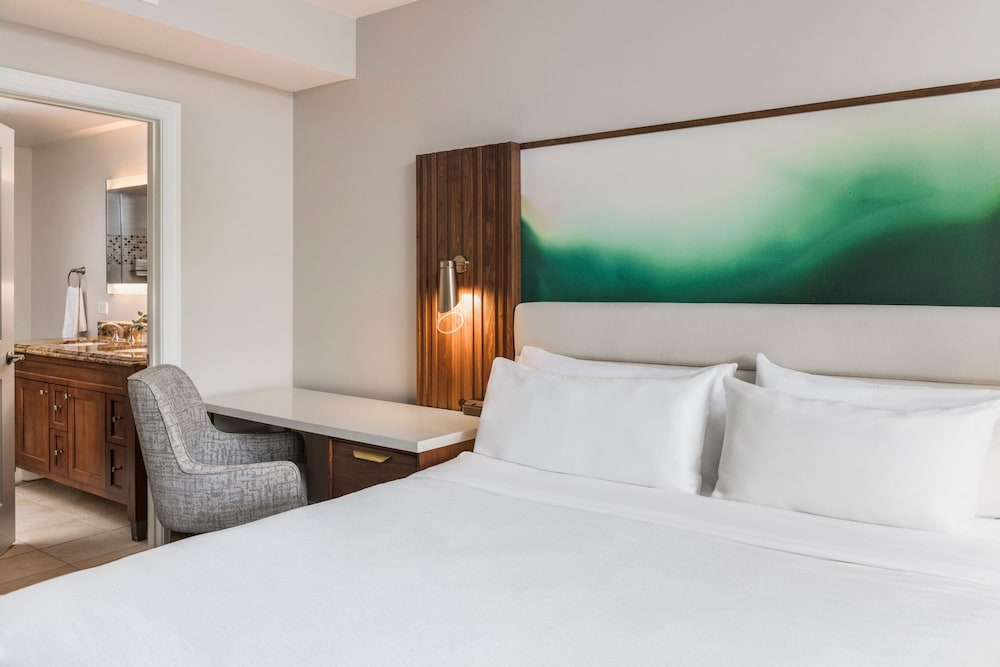 فيلا بشرفة بغرفتي نوم، Marriott S Lakeshore Reserve 3/8