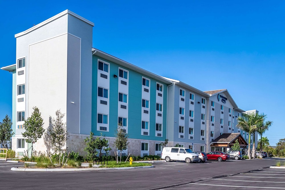 WoodSpring Suites Naples West 45/50
