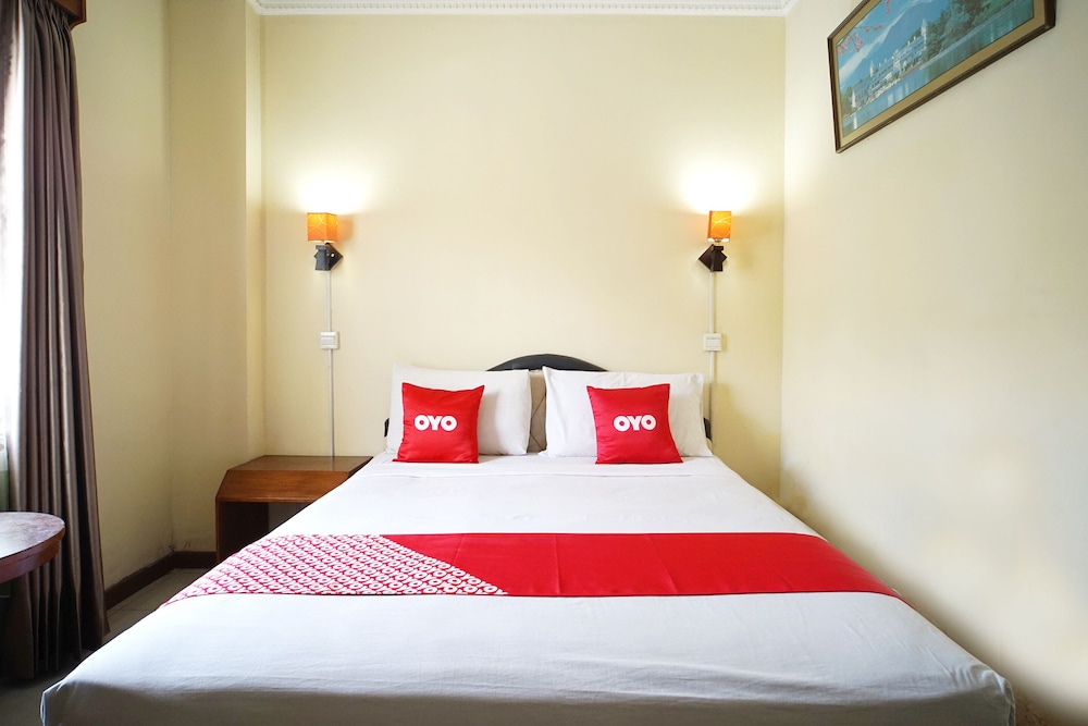 OYO 2015 Bandara Hotel Balikpapan 24/46