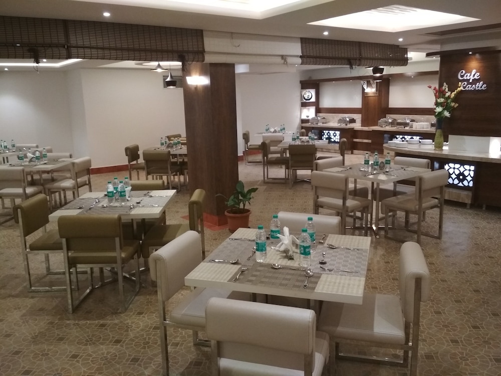 White Castle Corporate Residences 39/50