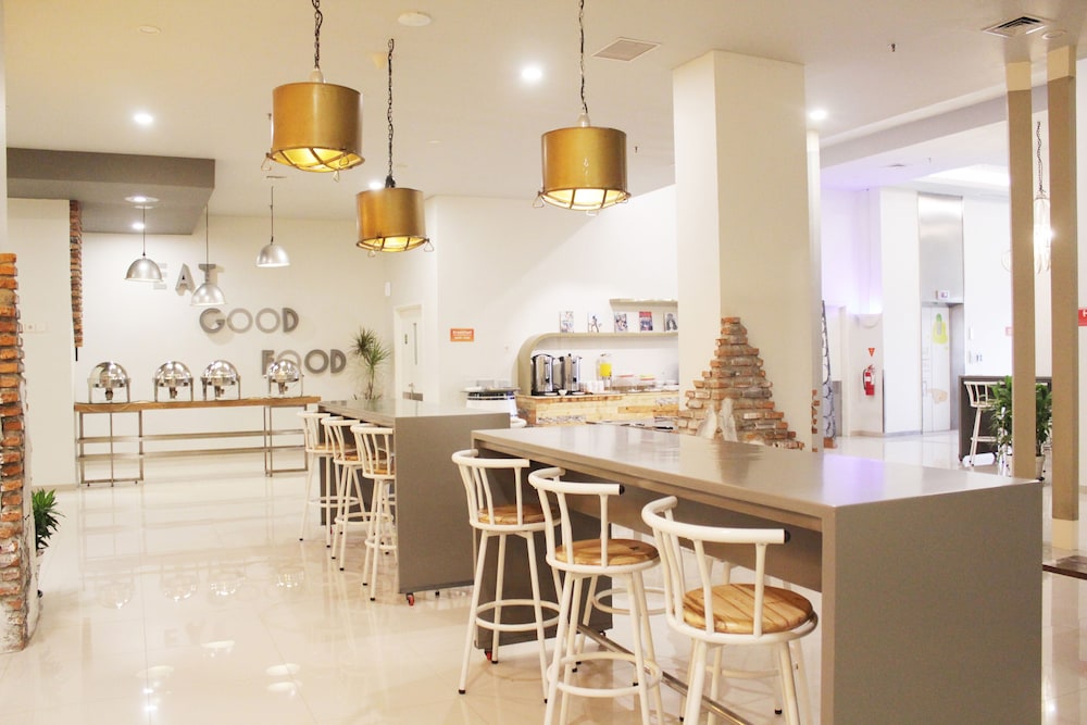Pop! Hotel Kelapa Gading Jakarta 27/38