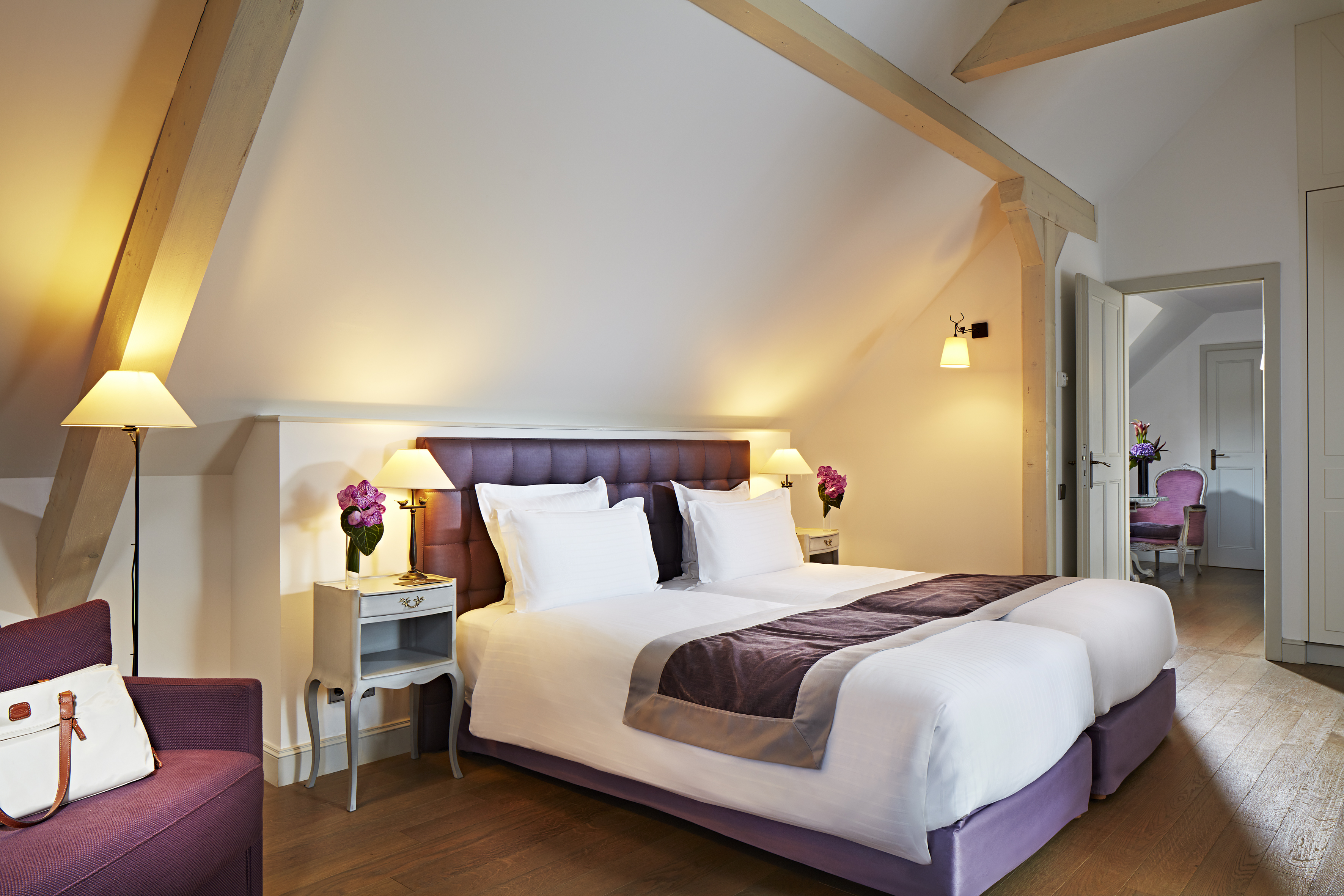 CLASSIC, DOUBLE OR TWIN BED