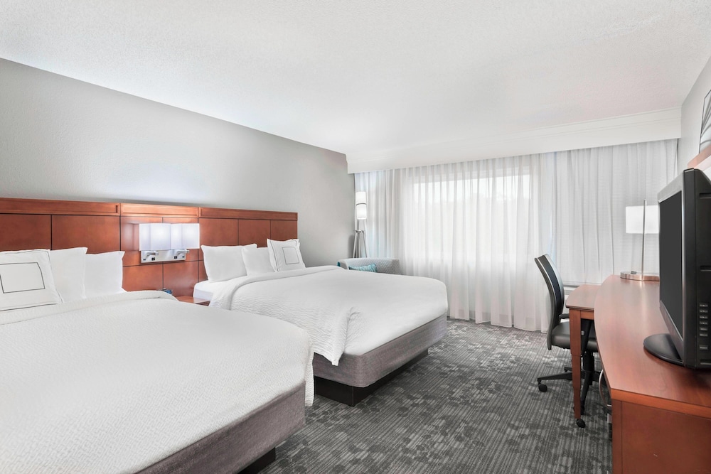 ROOM, 2 QUEEN BEDS, ACCESSIBLE