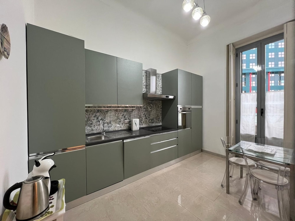 Cadorna House 7/50
