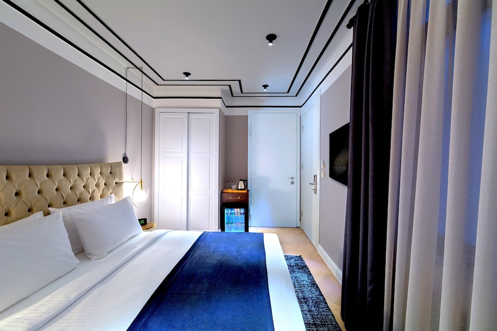 Walton Hotels Galata 7/35