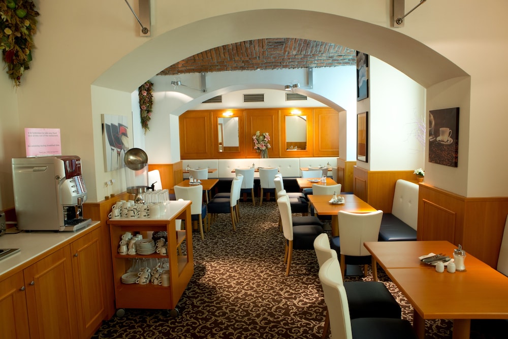 Hotel Machova 33/50