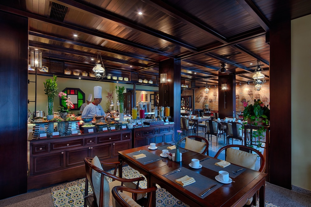 Little Riverside A Luxury Hotel & Spa 30/50