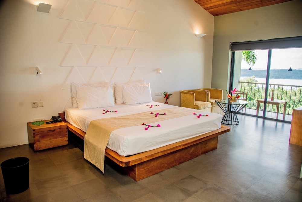 Giritale Hotel 18/50