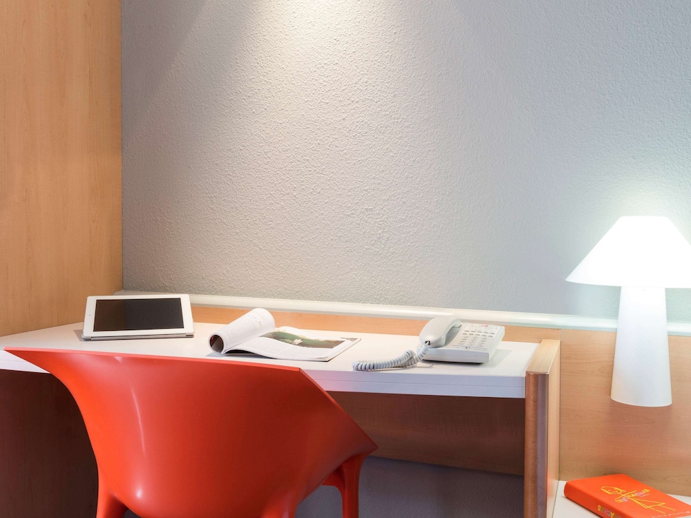 Ibis La Rochelle Centre Historique Hotel 44/56