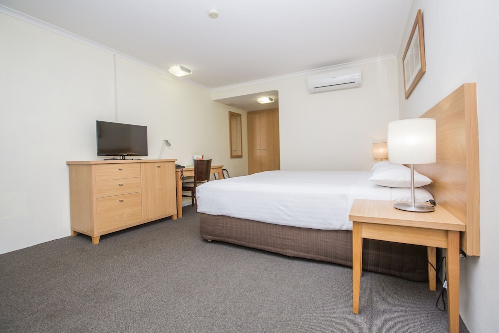 Ibis Styles Canberra Eaglehawk 17/65