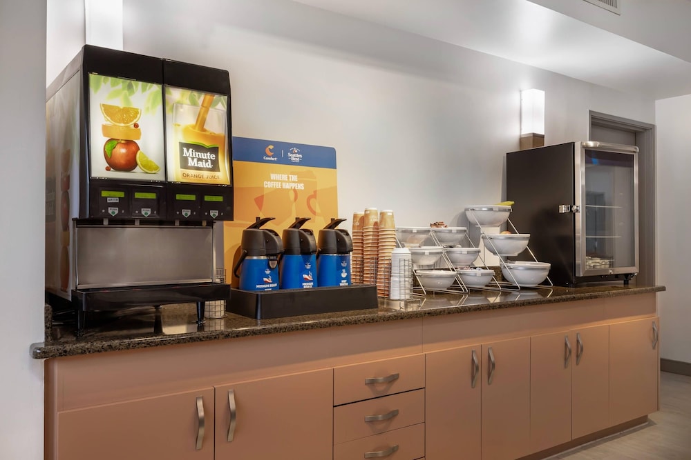 Comfort Inn & Suites Rochester South Mayo Clinic 10/54