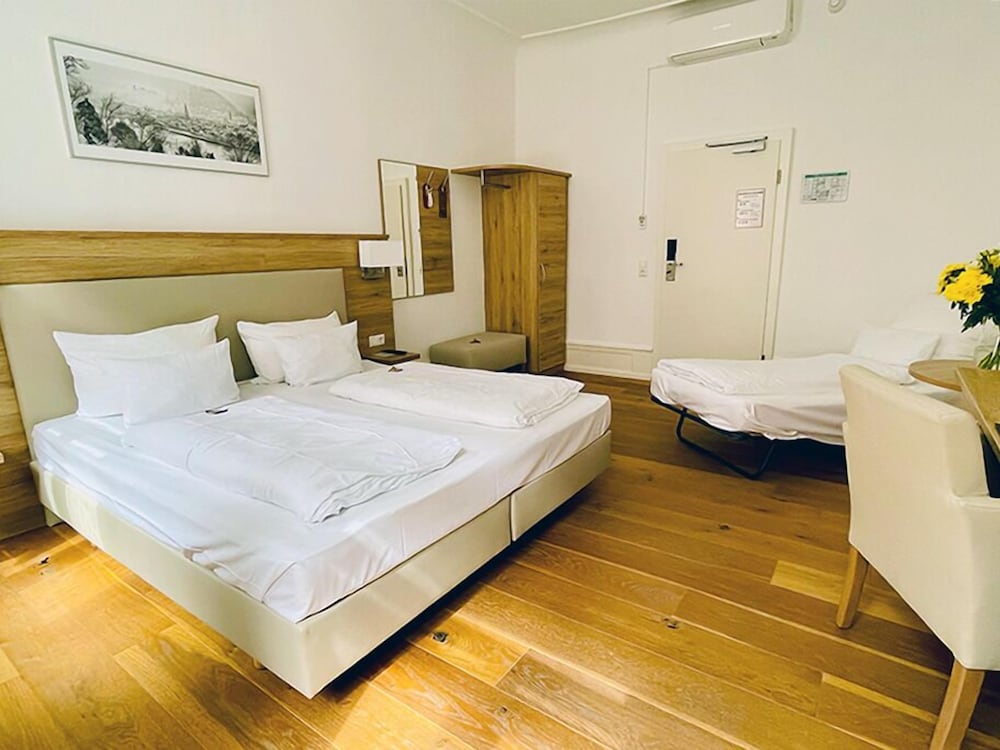 Standard, Triple, King Bed, Sofa