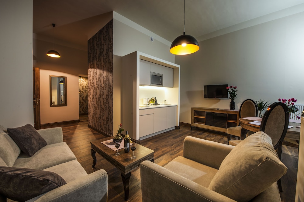 Topolowa Residence 38/72