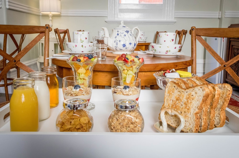 Fremantle Bed And Breakfast 38/45