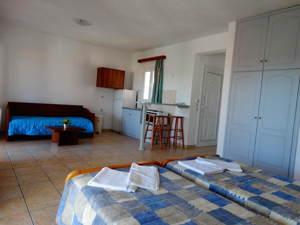 Paradiso Apartments 18/45