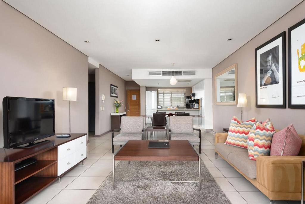 Harbouredge Suites By Totalstay 67/94