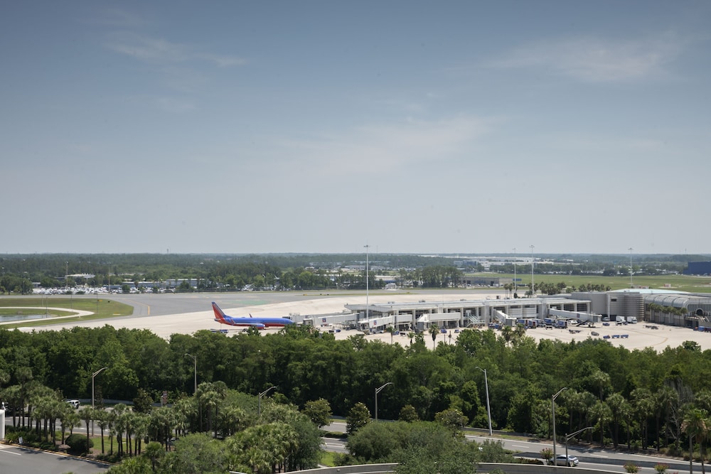 Hyatt Regency Orlando International Airport Hotel 44/50