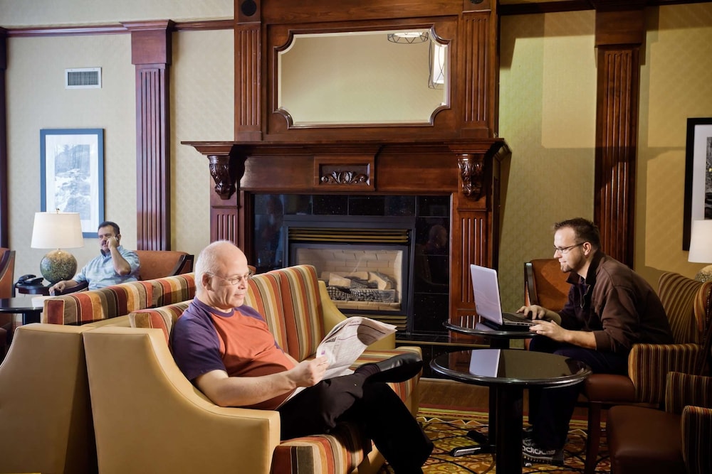 Hampton Inn Suites Salt Lake City Airport 47/82