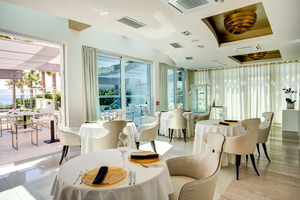 Hotel Damianii 63/75