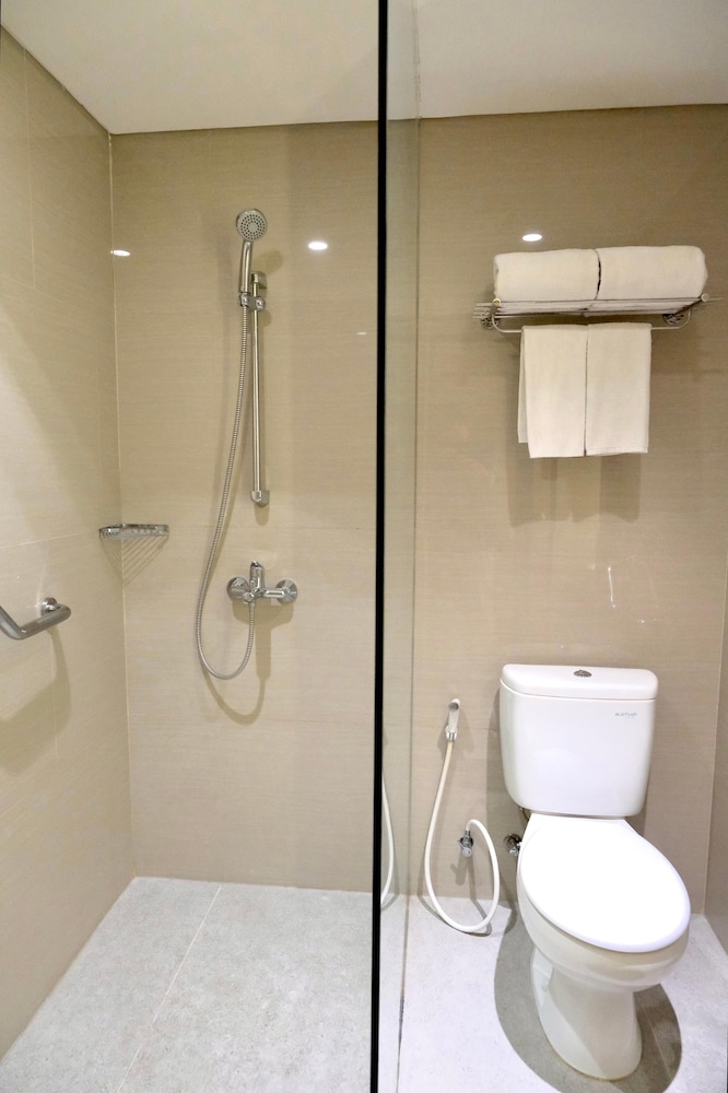 @Hom Hotel Simpang Lima 45/50