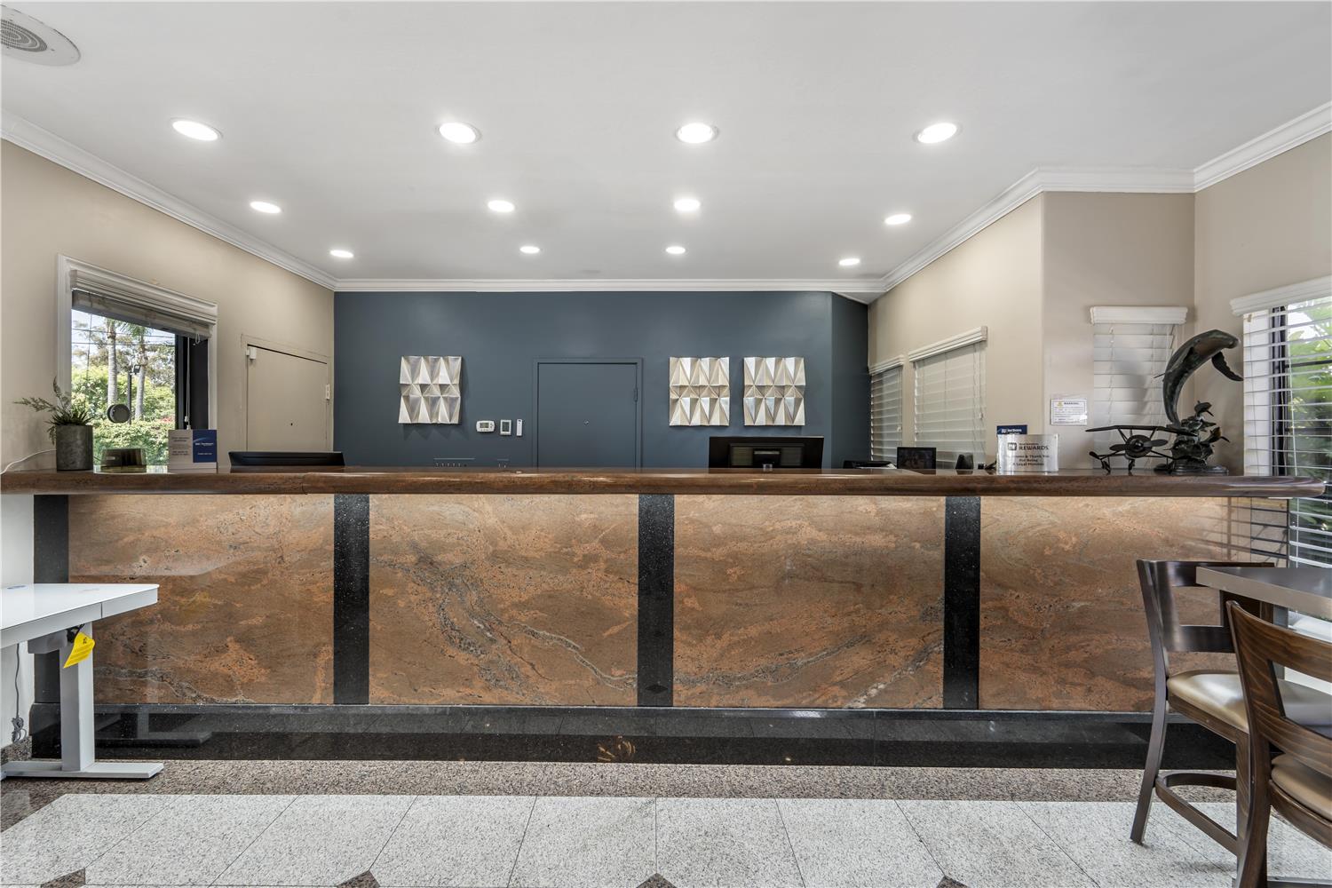 Best Western Airpark Hotel - Los Angeles LAX Airport 12/47