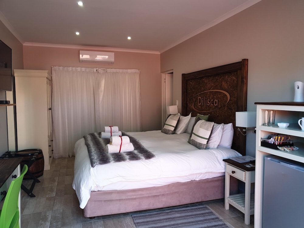 Dilisca Guesthouse 8/50