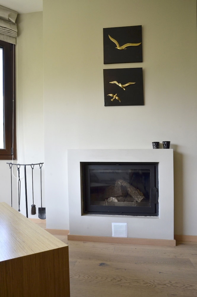 Forest Suites Boutique Hotel 55/79
