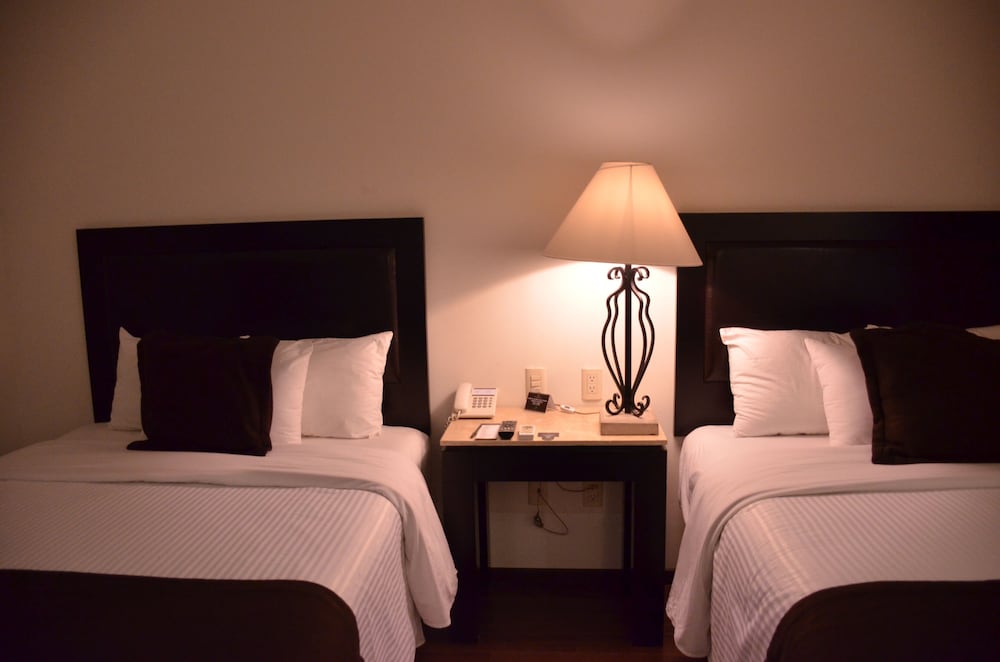 Hotel Gobernador 19/49