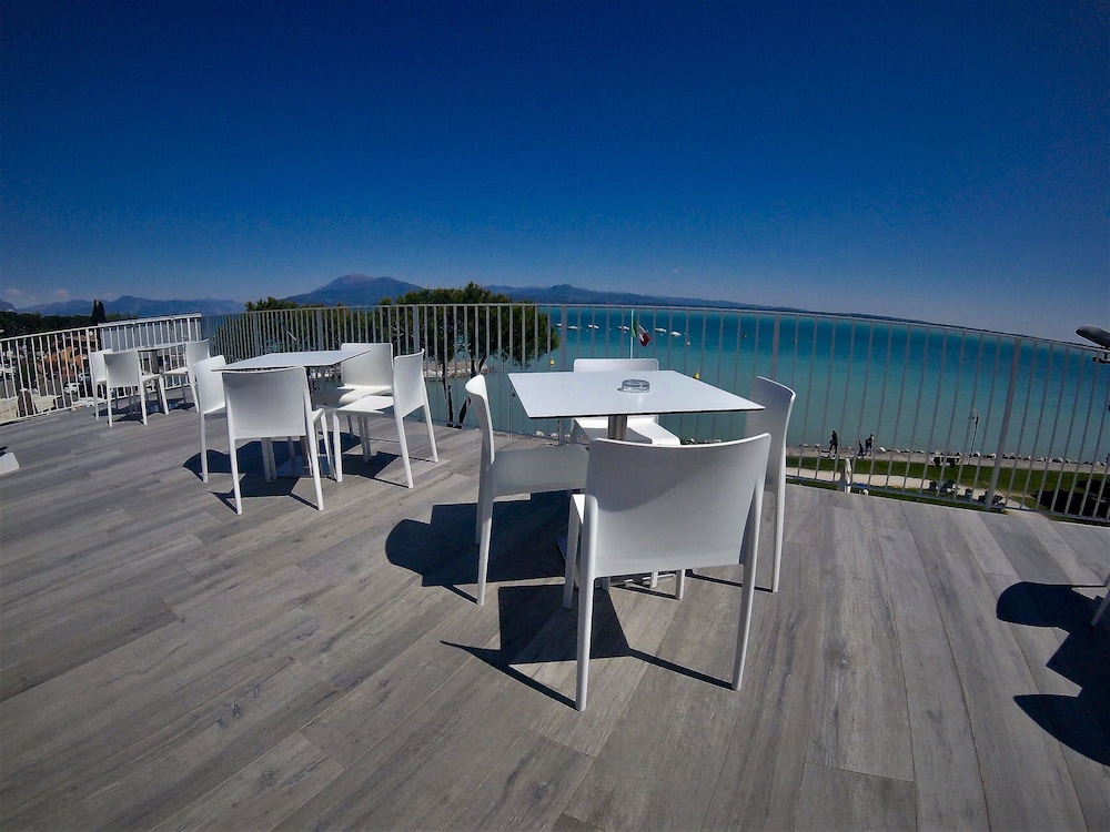 Hotel Ca' Serena 40/50