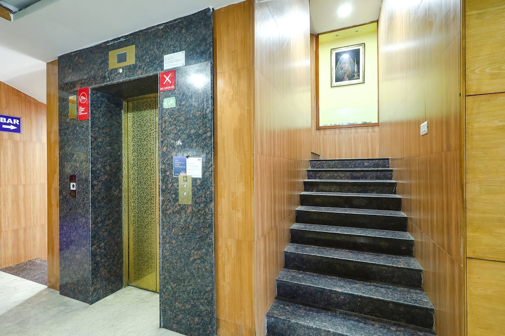 MAHALAYA RESIDENCY 33/59