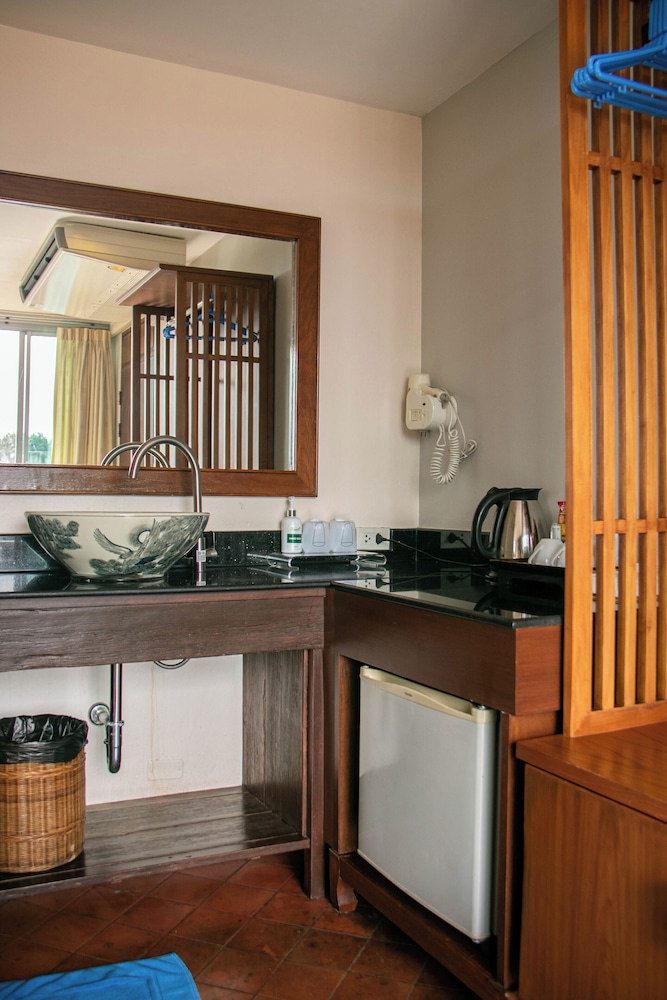 Lamphu Tree House Boutique Hotel 12/70