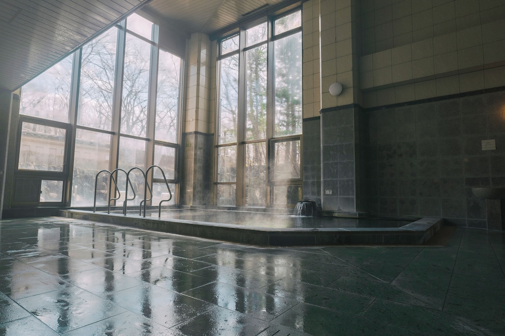 HOTEL BLANCVERT NASU 36/71