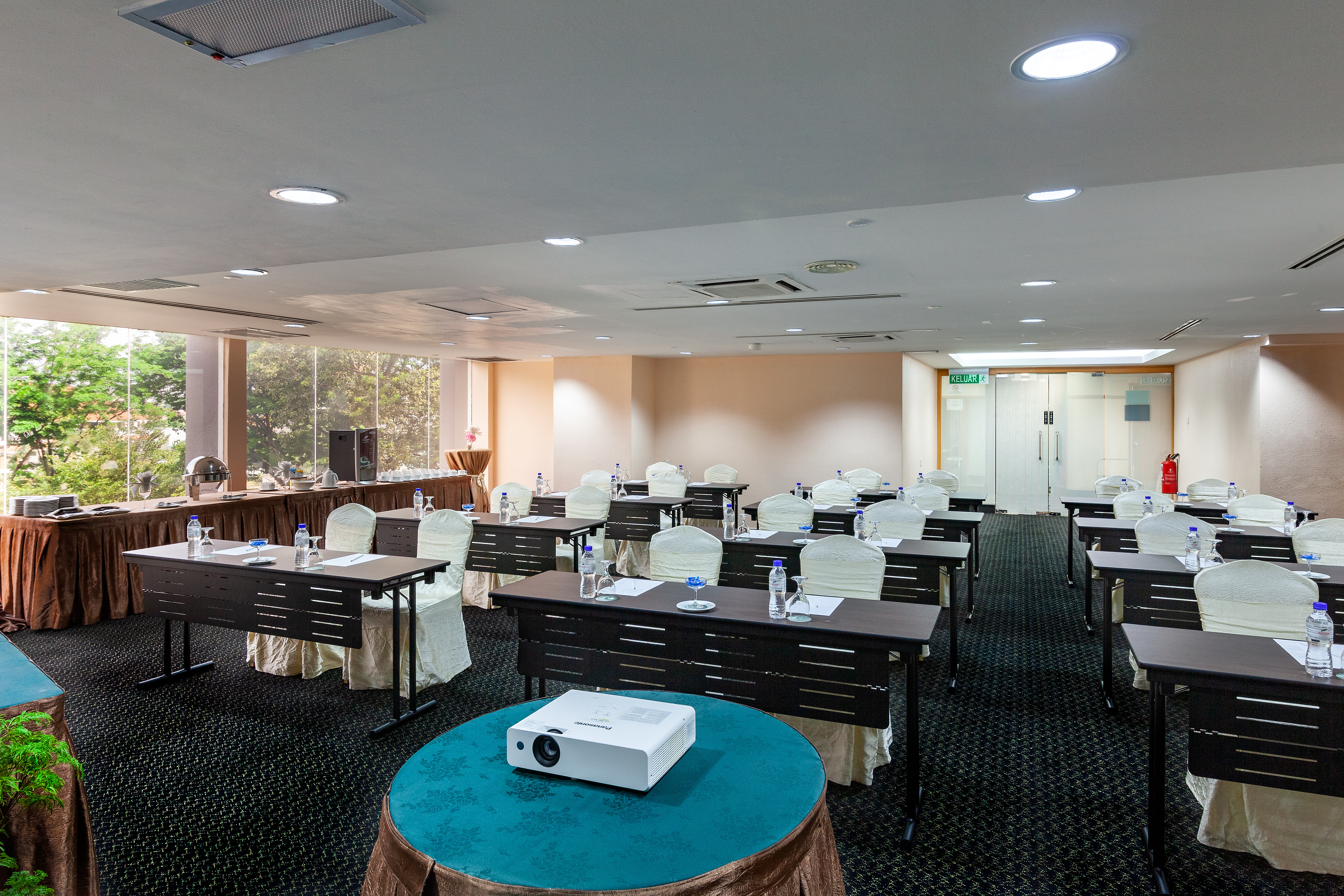 Bayview Hotel Georgetown 44/54