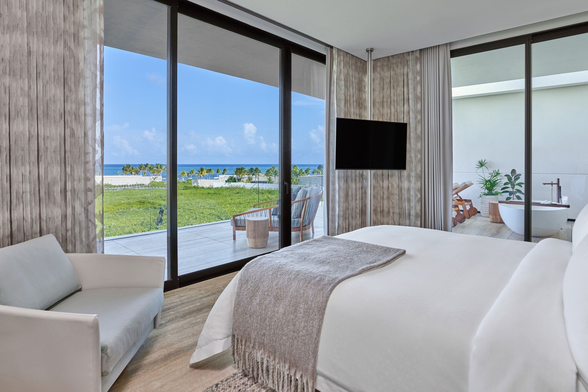 Atlas, Suite, King Bed, Ocean View, Terrace, Bathtub, Corner