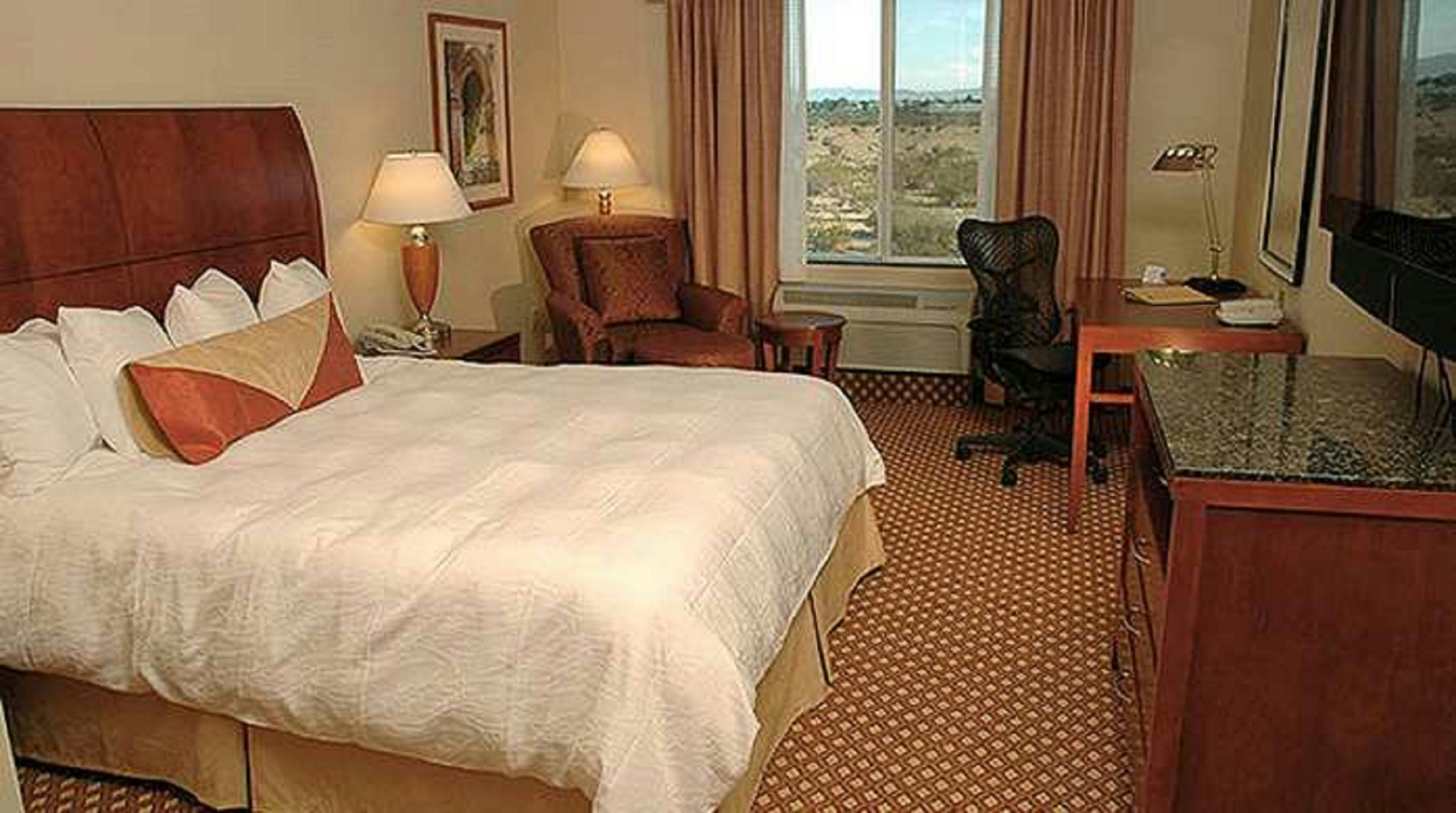Room, King Bed, Bathtub, Accessible