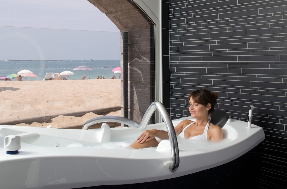 Grand Hotel Thalasso Et Spa 34/73