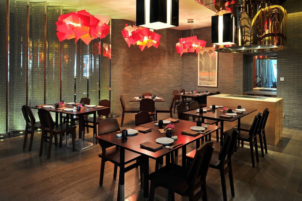 Himalayas Hotel Shanghai 40/50