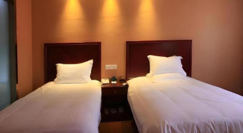 GreenTree Inn Tangshan Yuhua Road 25/50
