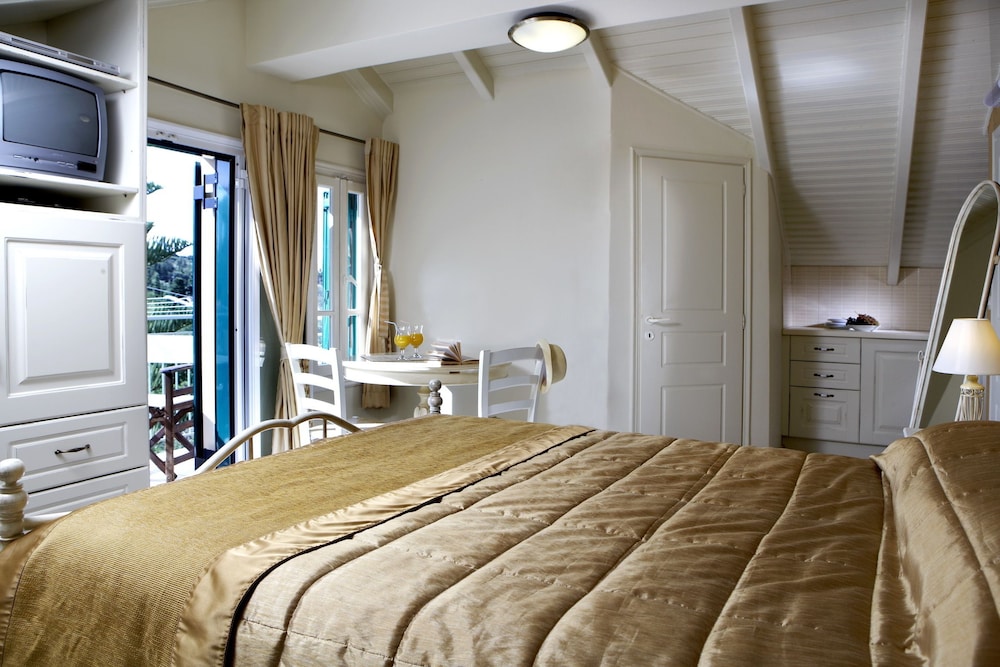 Dafnoudi Hotel Apartments 13/44